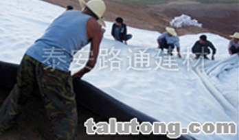 河南登封垃圾填埋場施工現場 河南登封垃圾填埋場施工現場